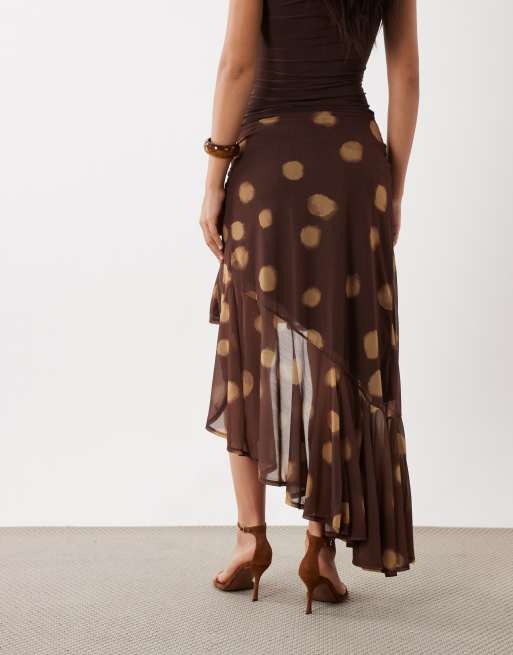 ASOS DESIGN asymmetrischer Wickel-Sarong-Rock mit Punktmuster in Braun, 5 von 5