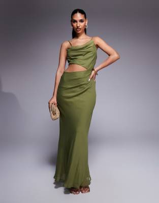 ASOS DESIGN - Asymmetrisches Maxikleid in Khaki mit Zierausschnitt-Grün