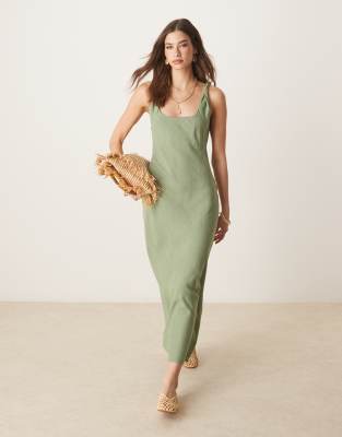 ASOS DESIGN - Asymmetrisches Maxikleid in Olivgrün mit Leinen-Look und gedrehten Trägern