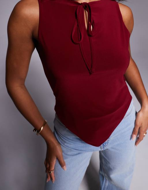 ASOS DESIGN – Asymmetrisches Oberteil in Burgunderrot mit Schlüsselloch-Ausschnitt, 3 von 4