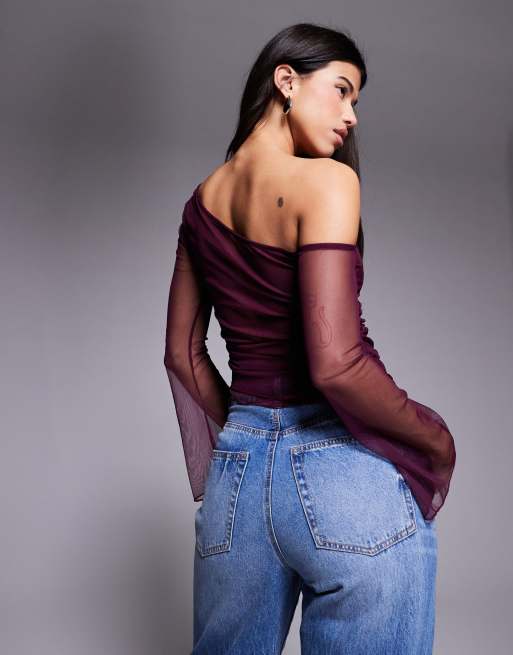ASOS DESIGN – Asymmetrisches One-Shoulder-Oberteil aus besticktem Netzstoff in Burgunderrot, 4 von 4