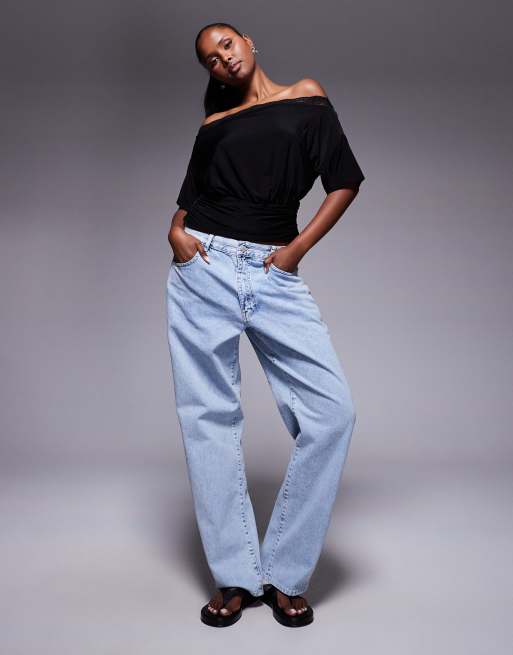 ASOS DESIGN – Asymmetrisches, schulterfreies Oberteil in Schwarz mit Spitzenbesatz und Taillierung, 2 von 4