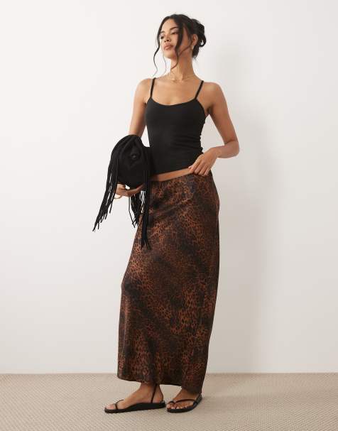 ASOS DESIGN - Asymmetrisk maxinederdel i satin med dyreprint - view 1