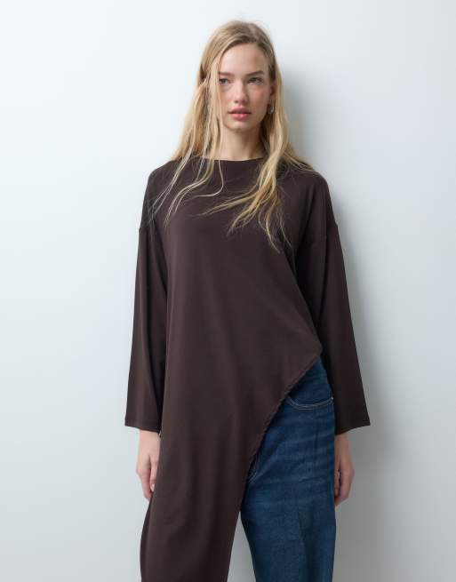 ASOS DESIGN asymmetrisk t-shirt med lång fåll, 3 av 5
