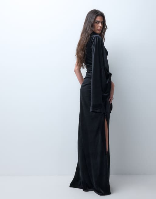 ASOS DESIGN asymmetrisk velour maxikjole med lårhøj slids og engleærmer i sort, 5 af 5