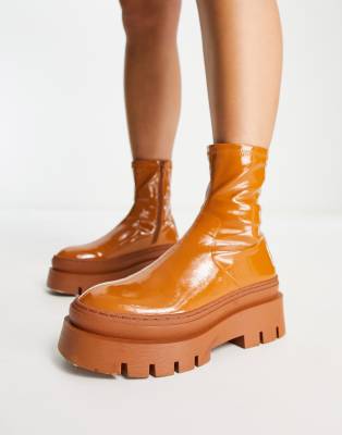 chunky boots camel