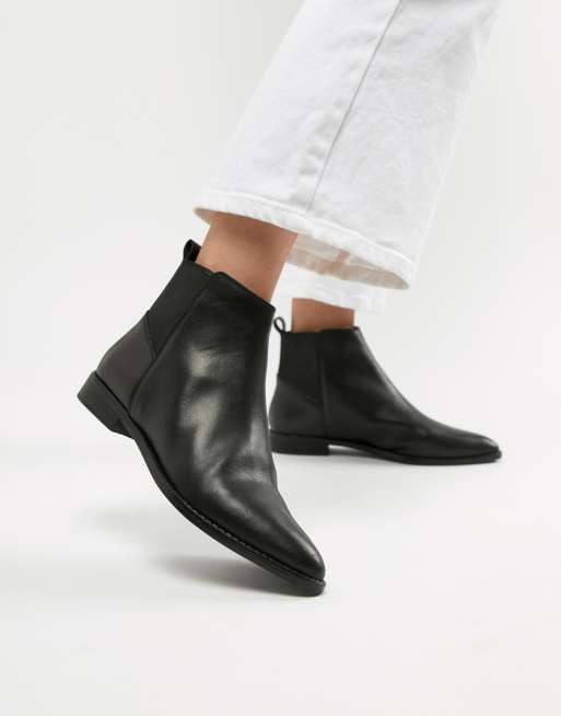 ASOS DESIGN – Atom – Chelseaboots i skinn
