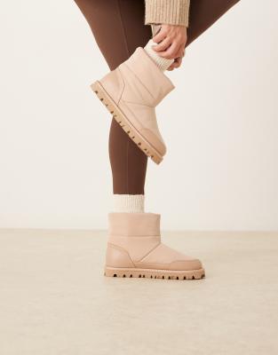 ASOS DESIGN - Audrey - Schneestiefel aus Nylon in Blush-Neutral
