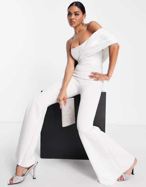 ASOS DESIGN – Ausgestellter Jumpsuit im Neopren-Stil in Weiß mit One-Shoulder-Träger, 3 von 4