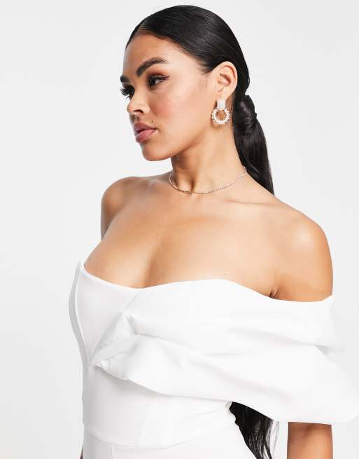 ASOS DESIGN – Ausgestellter Jumpsuit im Neopren-Stil in Weiß mit One-Shoulder-Träger, 4 von 4
