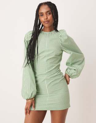 ASOS DESIGN - Ausgestelltes Minikleid mit gebundener Rückseite und grünem Vichy-Karo-Bunt