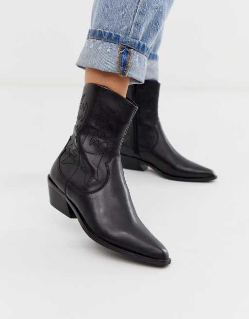 ASOS DESIGN Autumnal Bottines en cuir style cowboy Noir