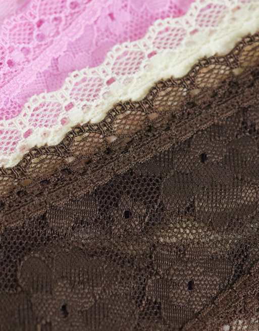 ASOS DESIGN - Ava - Lot de 3 strings en dentelle à devant plongeant - Rose, babeurre et chocolat, 3 de 3