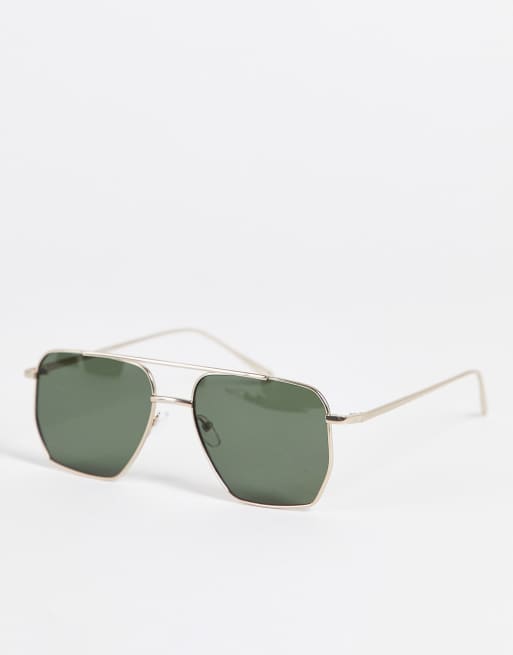 Asos Design Aviator Sunglasses With Gold Frame And Smoke Lens Asos 