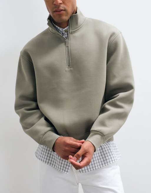 ASOS DESIGN avslappnad boxig tröja med ståkrage och halv dragkedja i scuba-liknande tyg i khaki, 4 av 5
