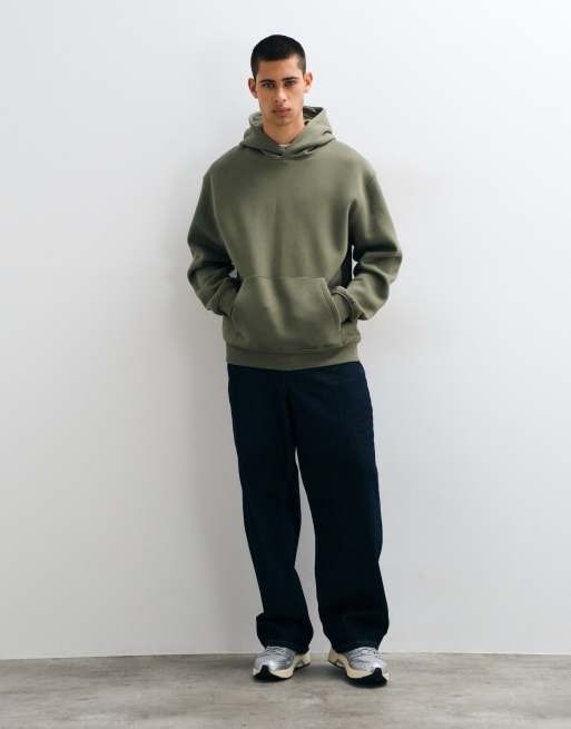 ASOS DESIGN avslappnad huvtröja med tryck i khaki, 2 av 9
