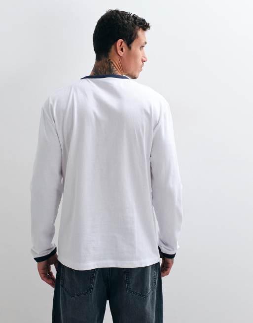 ASOS DESIGN avslappnad långärmad ringer-t-shirt med grafik i vitt, 5 av 5