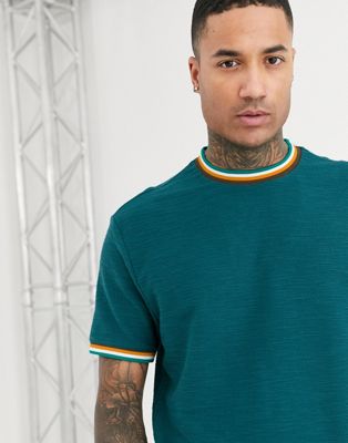 ASOS DESIGN – Avslappnad t-shirt i intressant tyg med kontrasterande kantrand-Grön