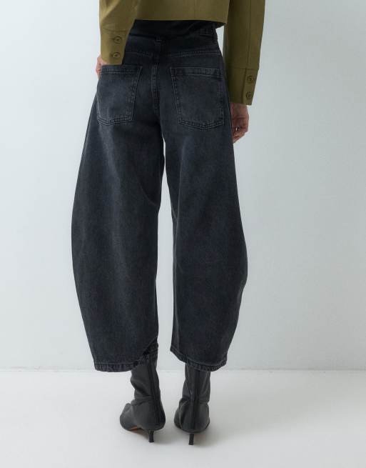 ASOS DESIGN Awkward crop-jeans i svart, 5 av 5