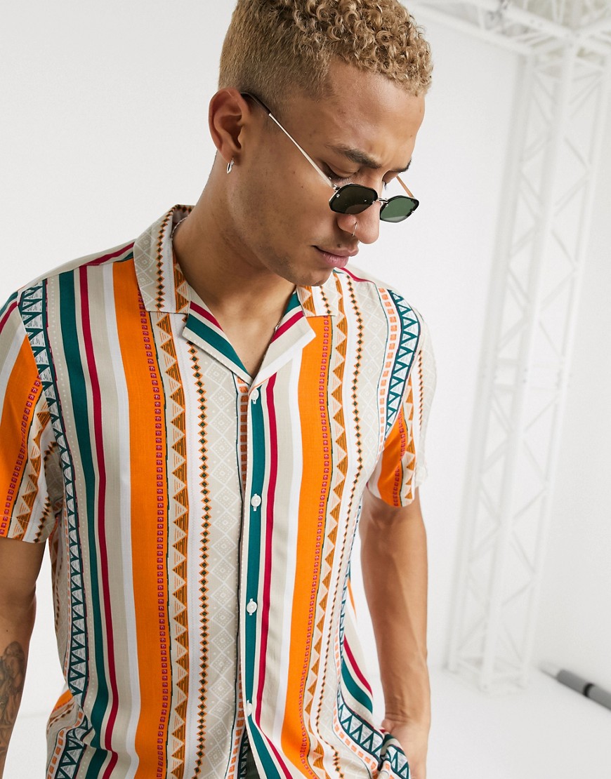 ASOS DESIGN – Aztec-mönstrad skjorta i slub-viskos med normal passform-Orange