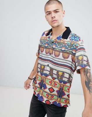 ASOS DESIGN – Aztekmönstrad skjorta med platt krage och avslappnad passform-Flerfärgad