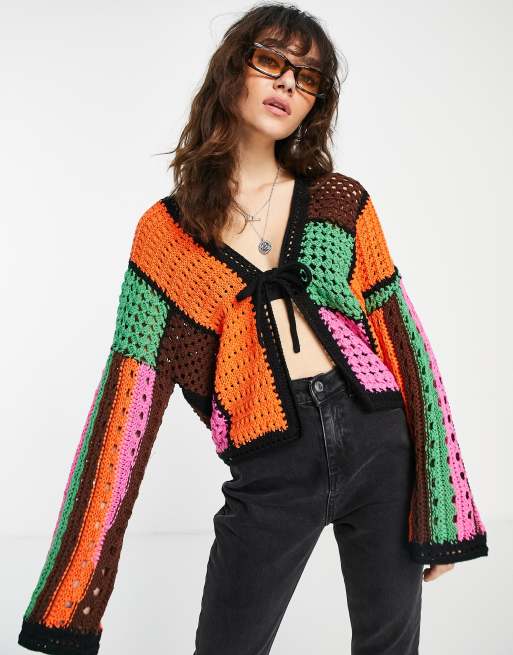 ASOS DESIGN – Ażurowy kardigan o wiązanym z przodu kroju z patchworkowym wzorem