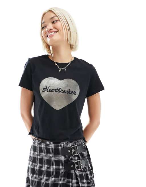 ASOS DESIGN - Baby-T-shirt met grafische 'Heartbreaker' folieprint in zwart