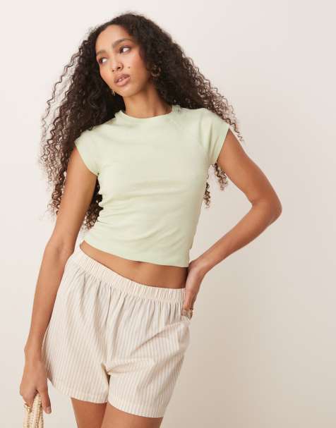 ASOS DESIGN - Baby-T-shirt met raglanmouwen in groen - view 1