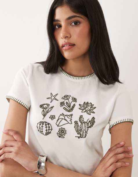 ASOS DESIGN - Baby tee met festonsteek en strandborduursels in wit - view 1