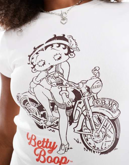 ASOS DESIGN baby tee with Betty Boop licence graphic in white, 4 of 4