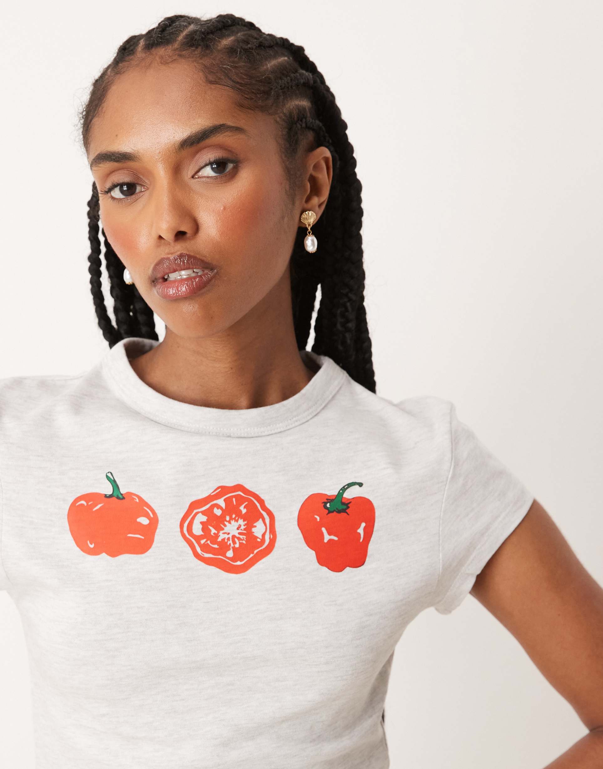 asos design baby tee with pepper graphic in heathered ice