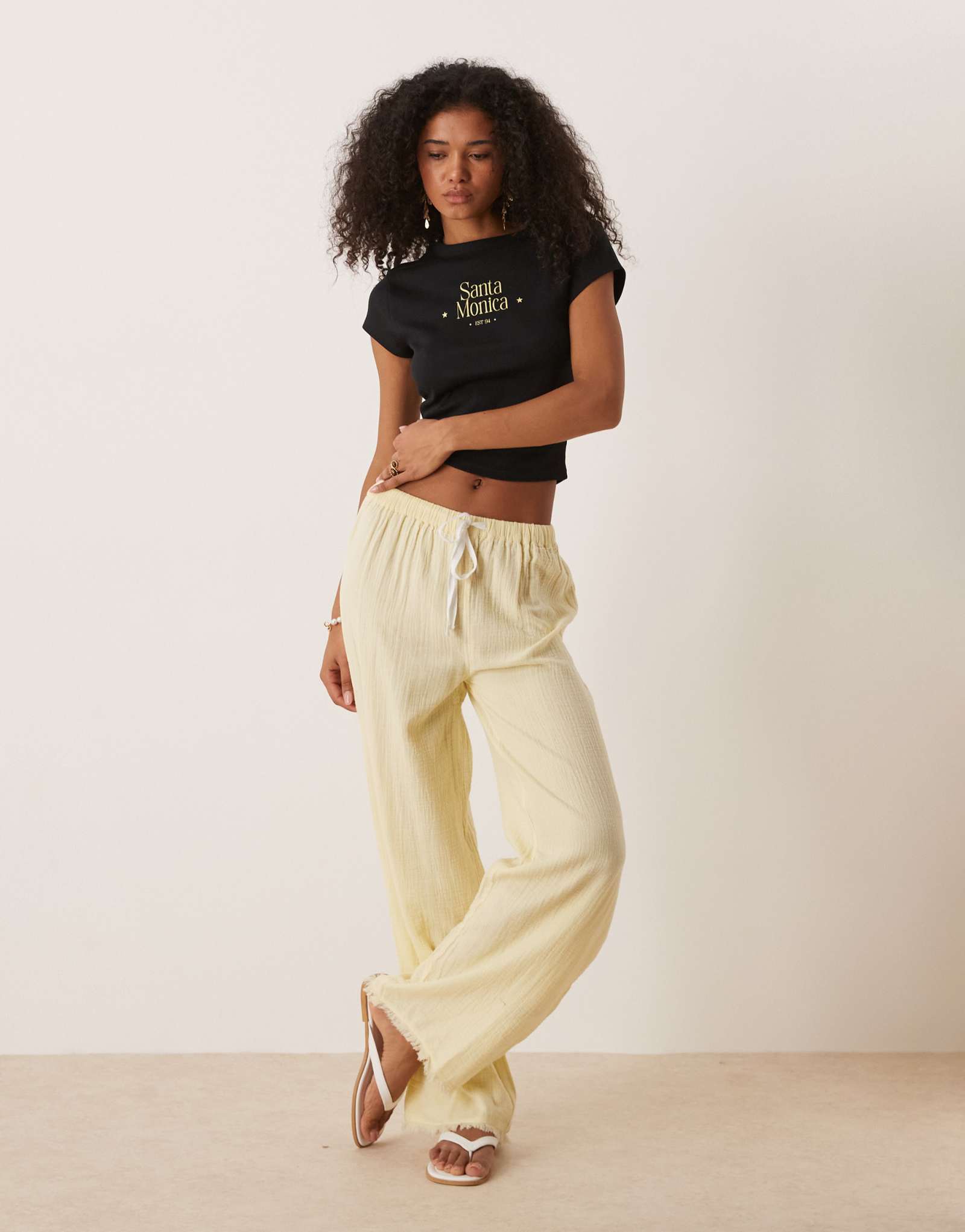 ДИЗАЙНЕРСКАЯ детская футболка ASOS с рисунком Санта-Моники черного цвета
