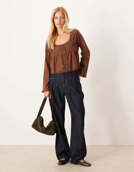 ASOS DESIGN – Babydoll-Bluse in Schokobraun mit Spitzenborte, 2 von 4