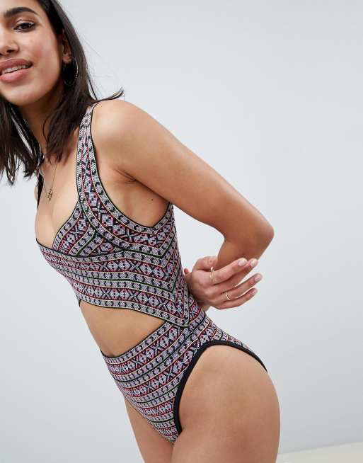 ASOS DESIGN – Badeanzug mit Geomuster und elastischen Einsätzen, 4 von 4