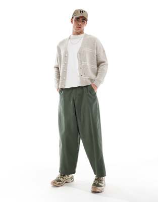 ASOS DESIGN BAGGY BALLOON CHINOS IN KHAKI-GREEN