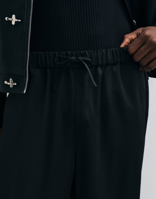 ASOS DESIGN baggy bukser i sort satin med løbesnor, 4 af 5