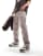 Thumbnail 1 van 5