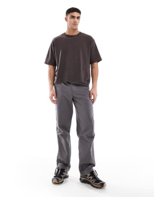 ASOS DESIGN baggy fit cargo trousers in charcoal-Grey