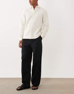 Black Linen 4