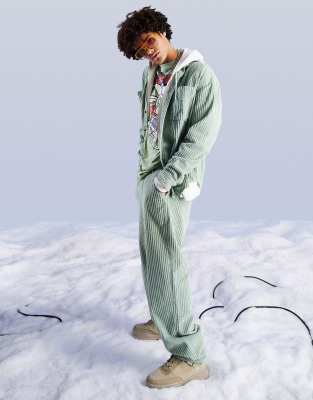baggy pants with design