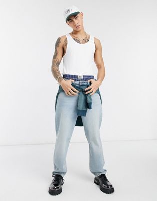 baggy jeans with belt