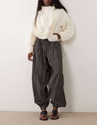 Pinstripe 3