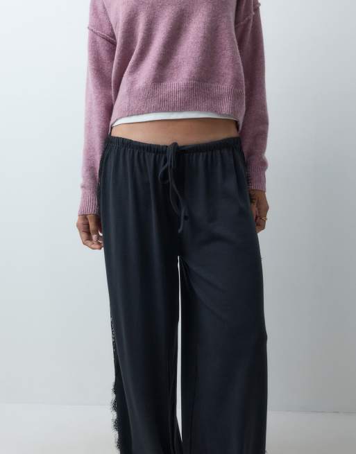 ASOS DESIGN Ballonhose mit Spitzenbesatz in Schwarz, 4 von 5
