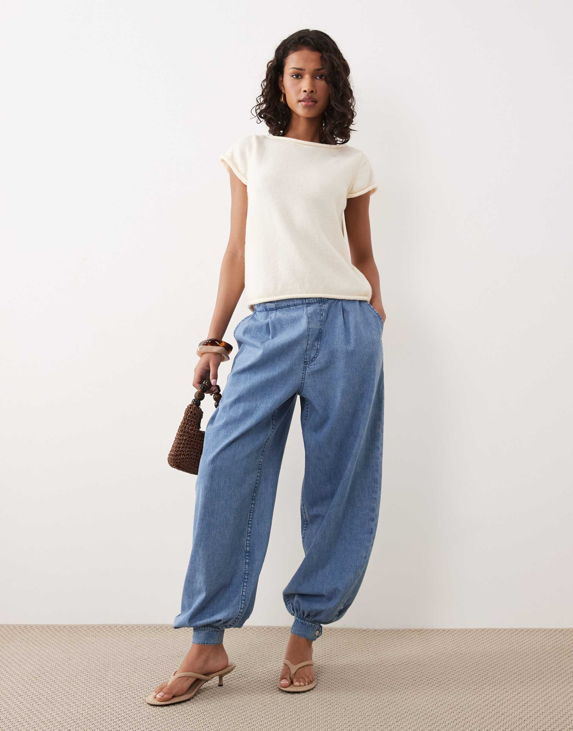 asos design balloon cuff hem jeans in lightwash