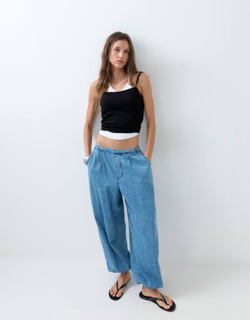 ASOS DESIGN balloon cuff hem jeans in lightwash, 5 of 5