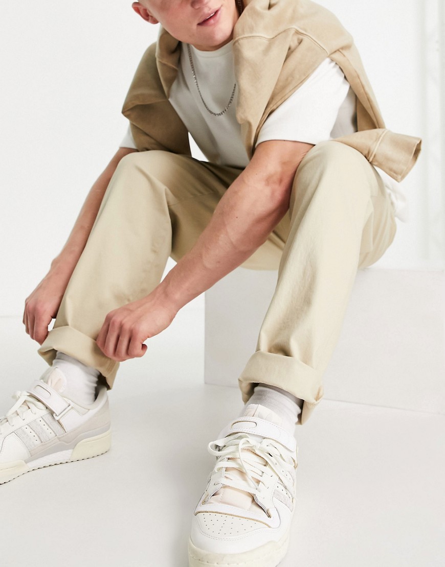 ASOS DESIGN balloon fit chinos in stone-Neutral
