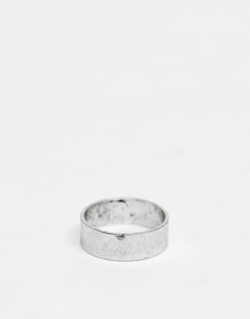 band ring in burnished silver tone