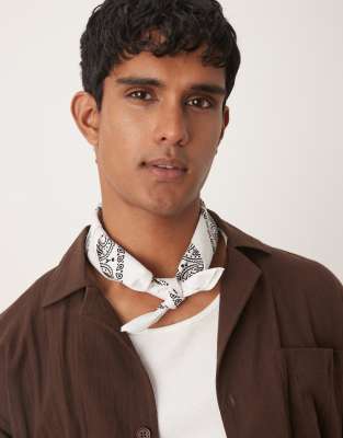 ASOS DESIGN - Bandana bianca e nera con stampa cachemire - view 1