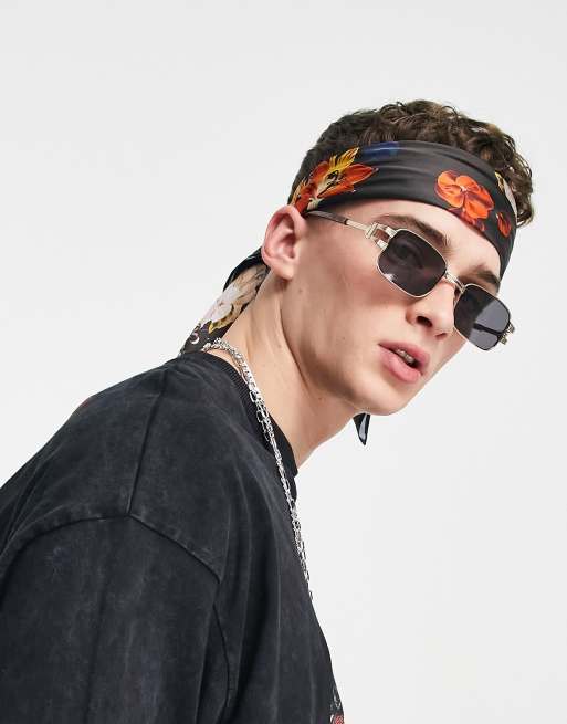 ASOS DESIGN – Bandana ze wzorem w kwiaty na ciemnym tle