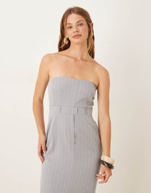 ASOS DESIGN bandeau miaxi dress with front split in grey pinstripe, 2 of 4
